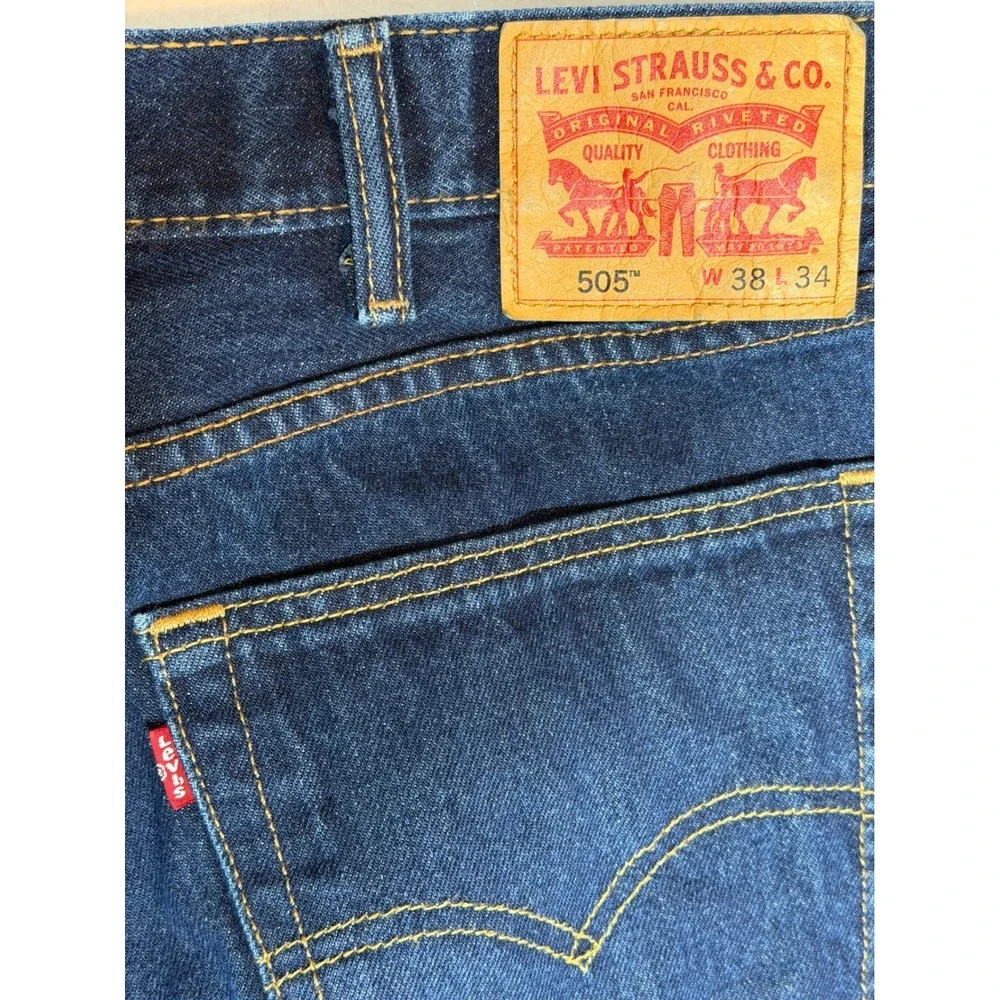 Levi Strauss & Co 505 Mens Jeans Dark Wash‎ Straight Fit W38 L34 (actual 33)